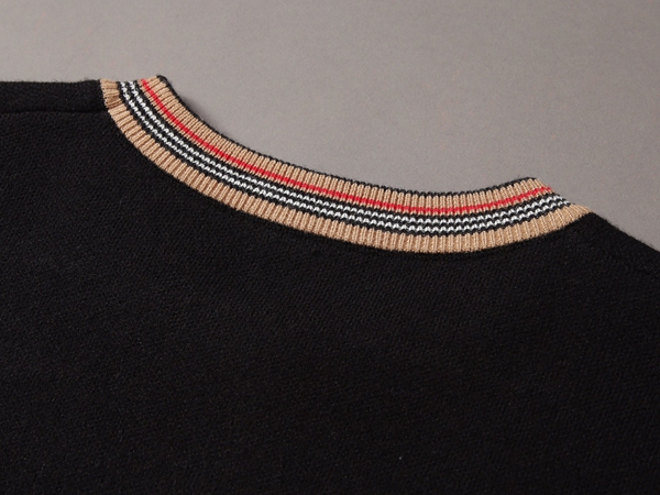 ブランドセーター角部分ディテール